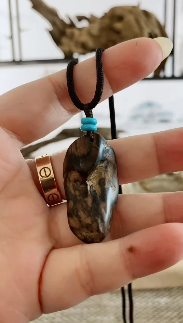 沉香手串越南老广南陈年老料沉水随形吊坠