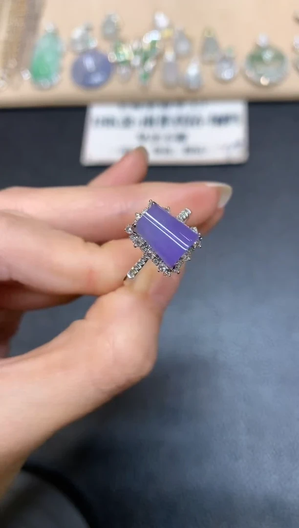 【闪购商品】翡翠戒指18K金镶嵌【无服务费