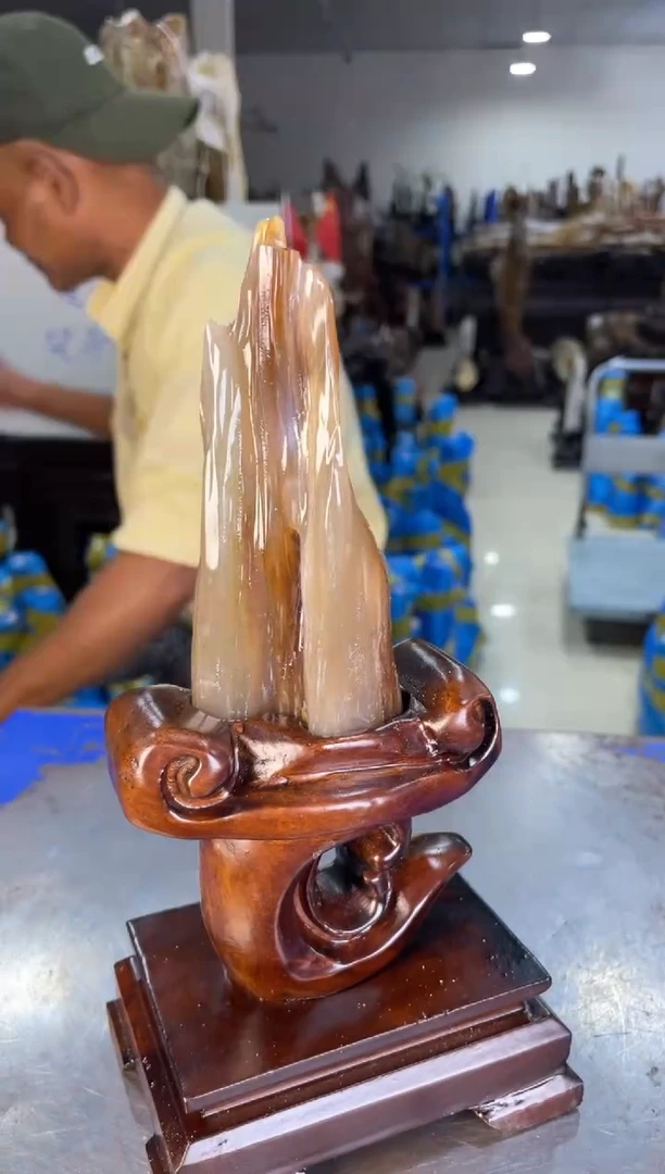 未镶嵌摆件硅化玉3