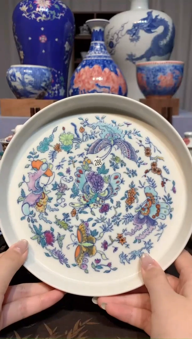 仰***空288斗彩壶承