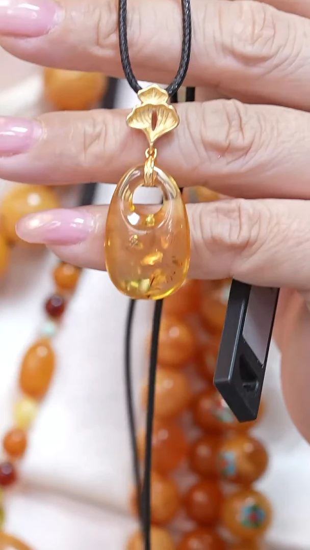 琥珀颈饰银S925镶嵌7779天然蜜蜡珠宝奇石云端妖孽全部保真