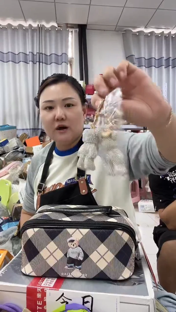 牦牛剖层皮革琪老板女包1号店超好看发图片款
