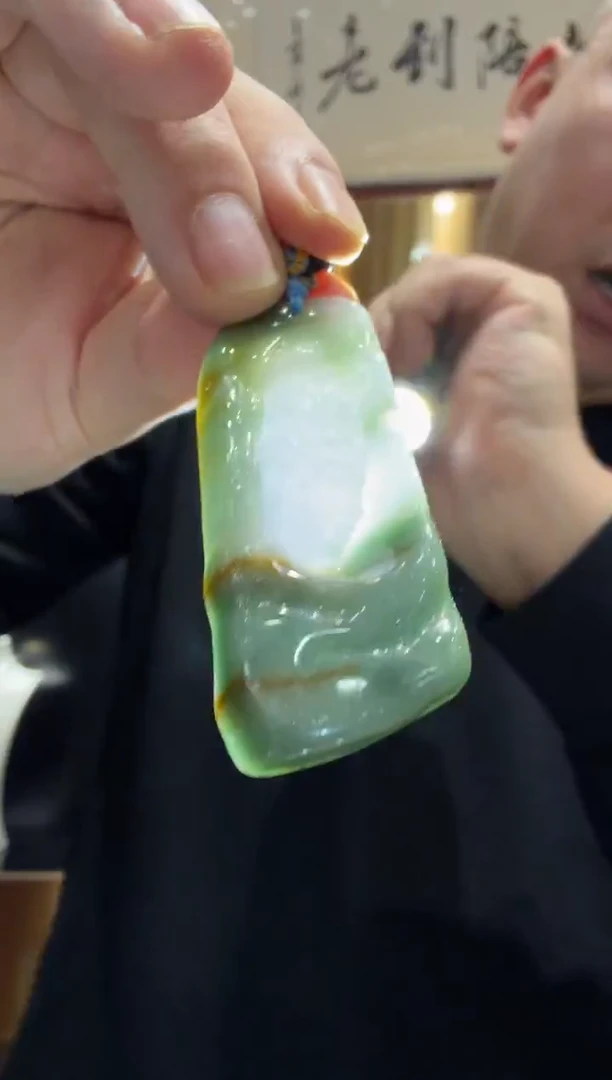 未镶嵌挂件翡翠A货翡翠孤品国雕谢林工