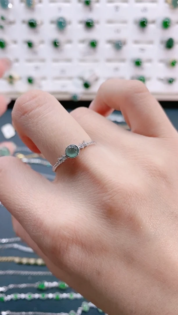 【闪购商品】翡翠戒指银S925镶嵌天然翡翠