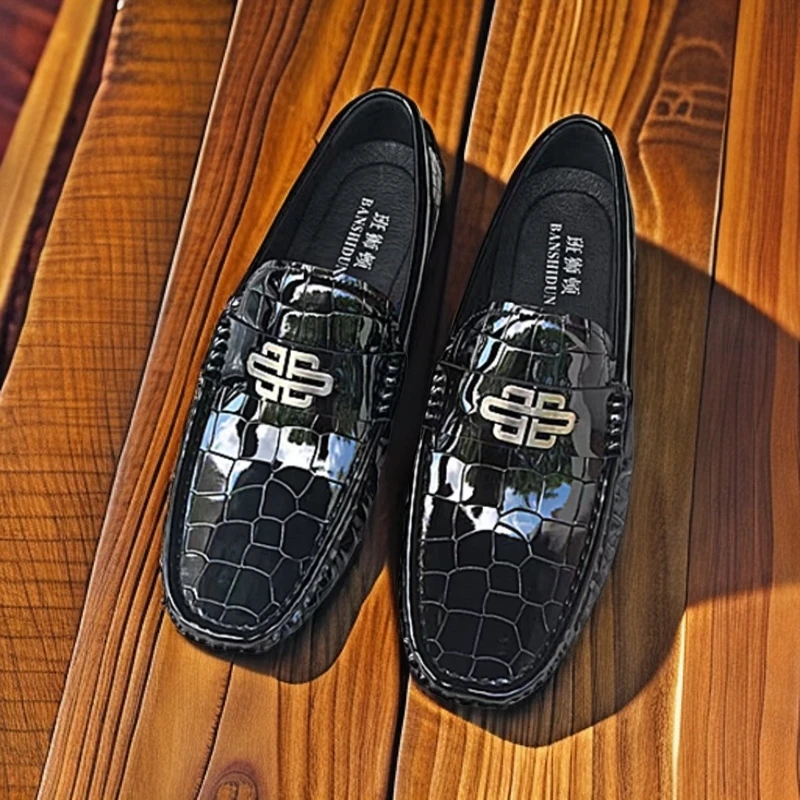 漆皮薄款素面低跟韩版平跟豆豆鞋休闲鞋时尚日奢风