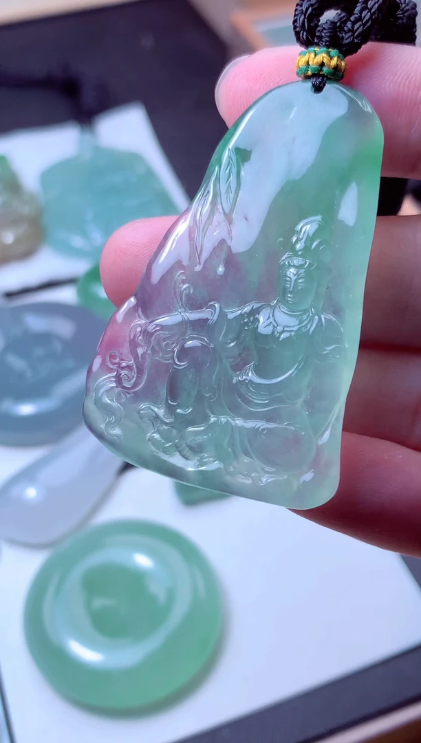 颈饰未镶嵌翡翠天然A货翡翠