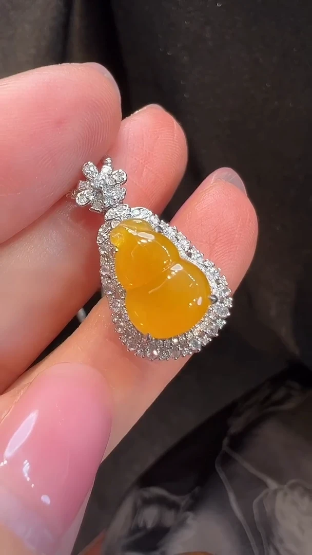 吊坠(不含链)18K金镶嵌翡翠L6