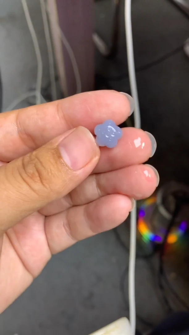 未镶嵌定制翡翠毛货