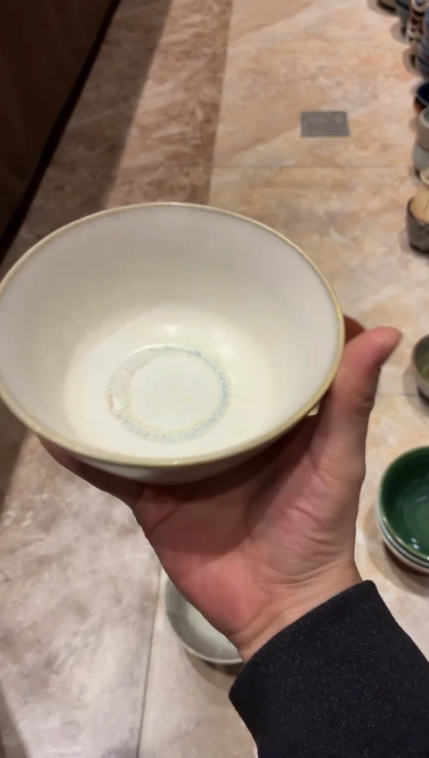 瓷片J****o783凌霄马蹄碗1个