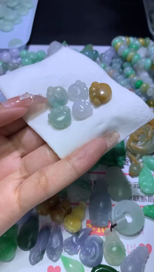 【闪购商品】翡翠挂件未镶嵌MJX041424