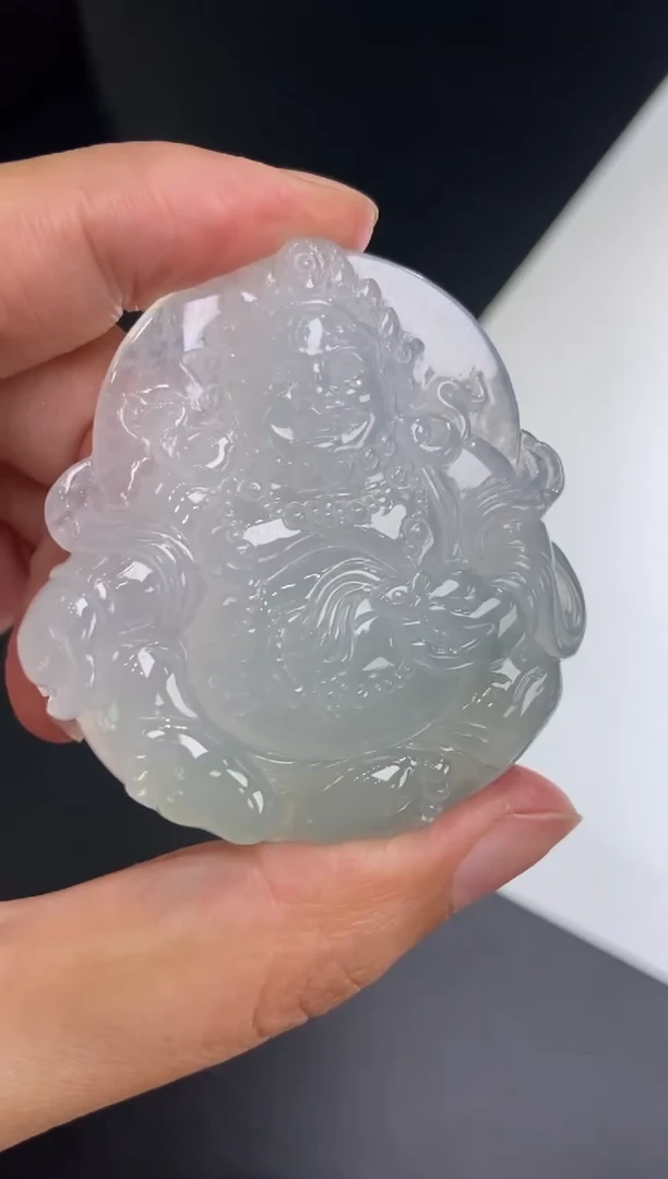 未镶嵌挂件翡翠374425    多人
