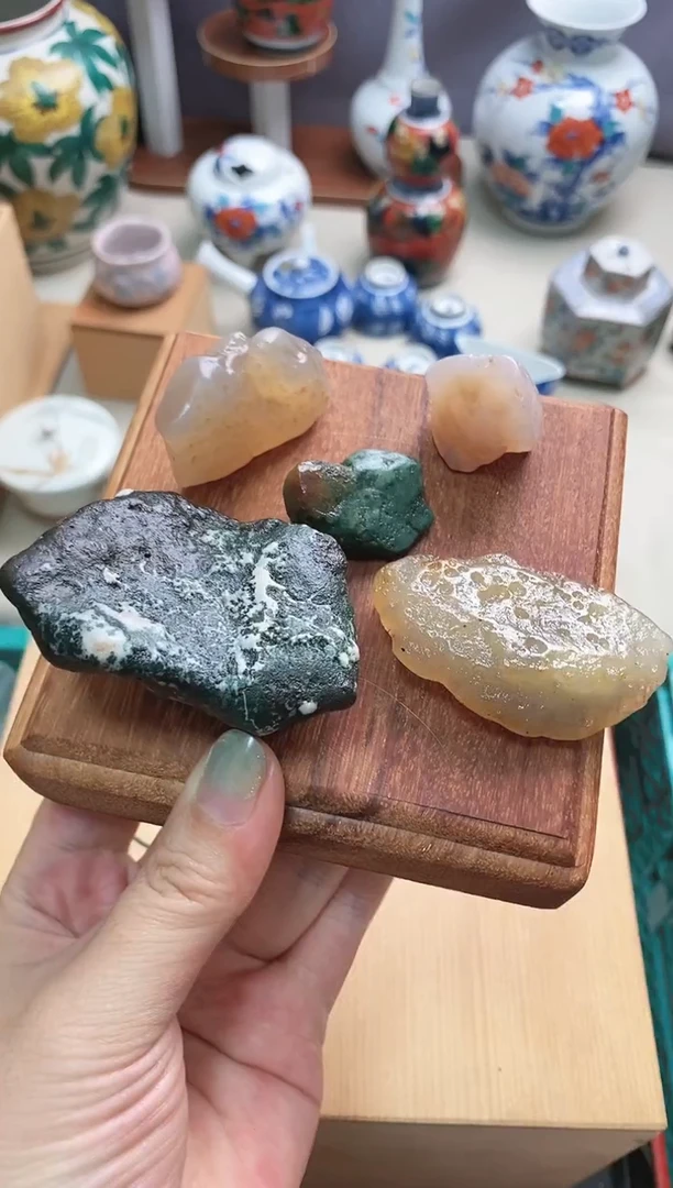 瓷片琼*HUANYING LAIDAO