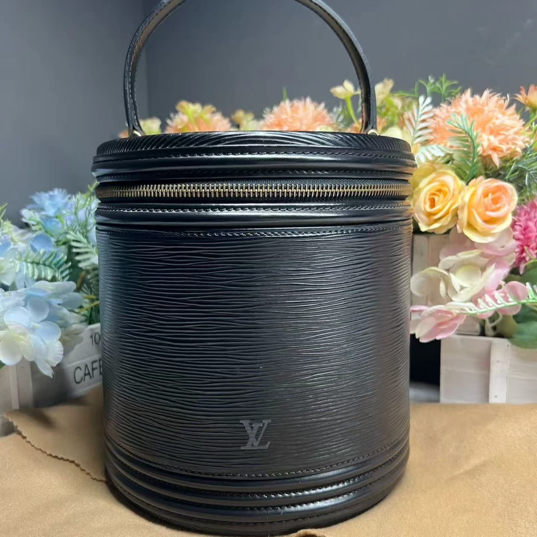 95新 LouisVuitton/路易威登 水波纹EPI 发财桶 水桶黑色 80352