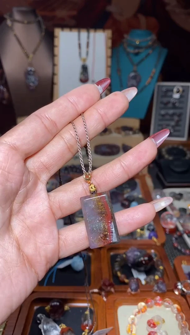 【闪购商品】水晶吊坠未镶嵌极光无事牌