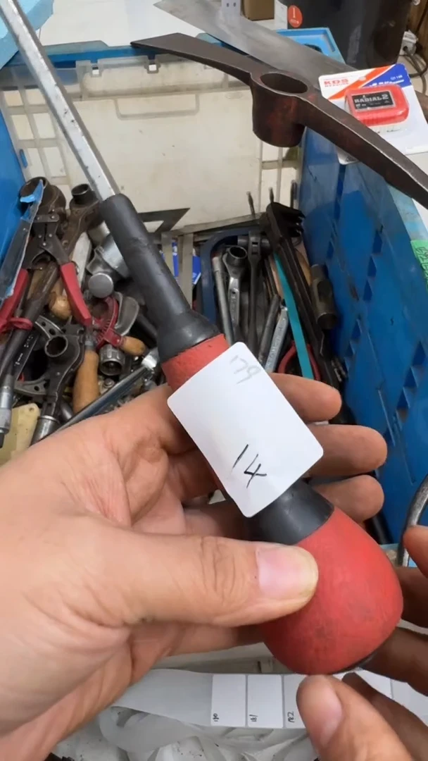 小*空家用五金工具螺丝刀