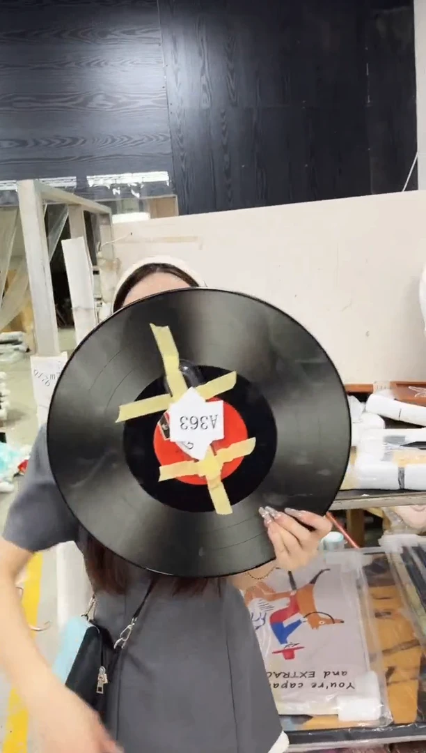 竖款Y***o仓库清货  默认瑕疵