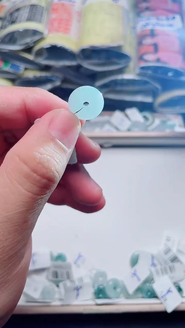 翡翠未镶嵌颈饰翡翠吊坠（不含链）