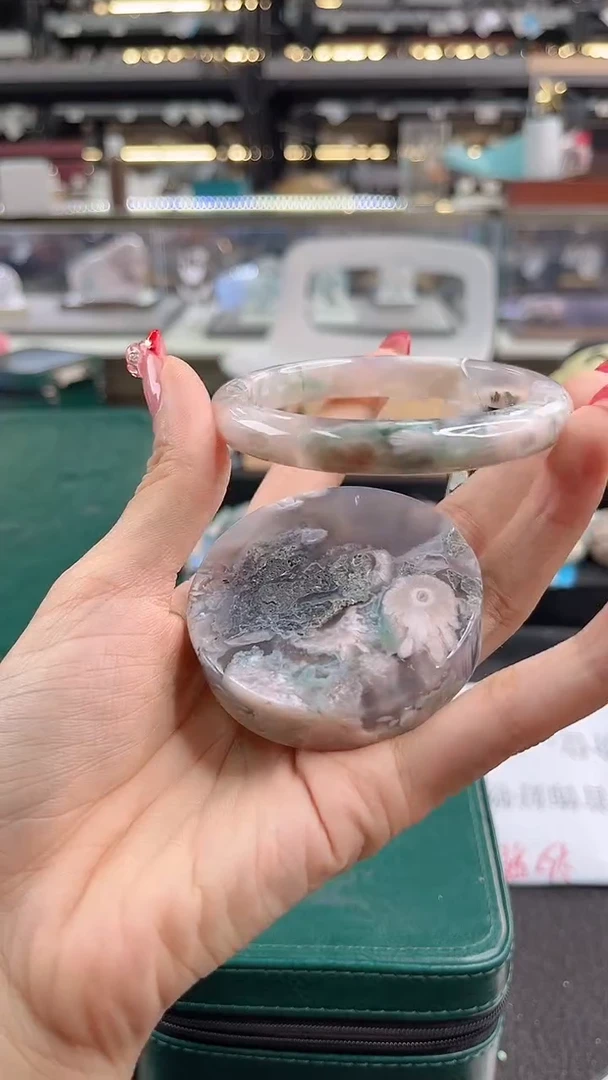 未镶嵌手镯石英质玉61圈口（赠品镯心）S986097