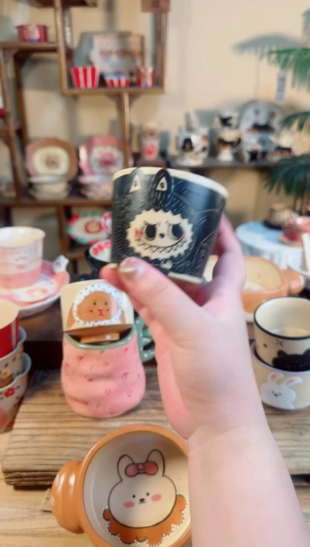 陶瓷黑色拉布布【十里高温釉下彩陶瓷】