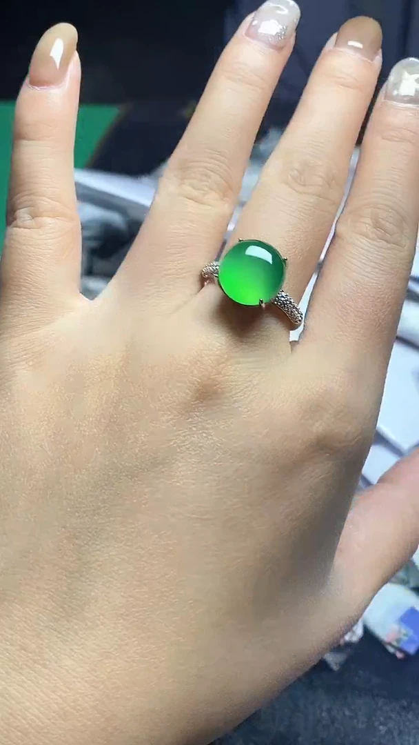 满色吊坠，所见即所得！