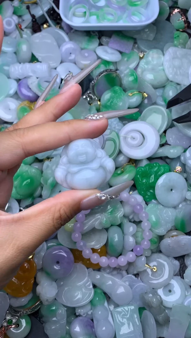 翡翠未镶嵌颈饰天然缅甸翡翠吊坠
