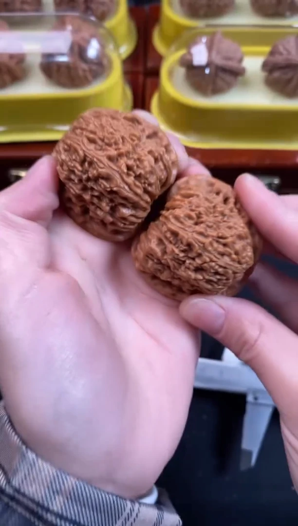 把件文玩核桃南疆石42尺F261