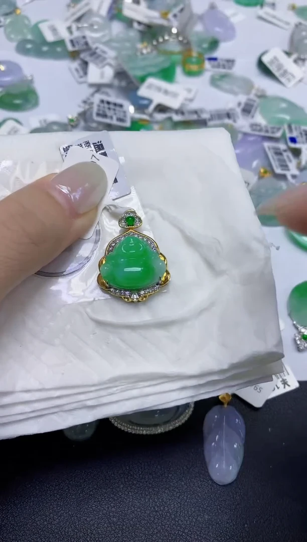 颈饰未镶嵌翡翠天然缅甸翡翠A货百元以上9元证书费自理