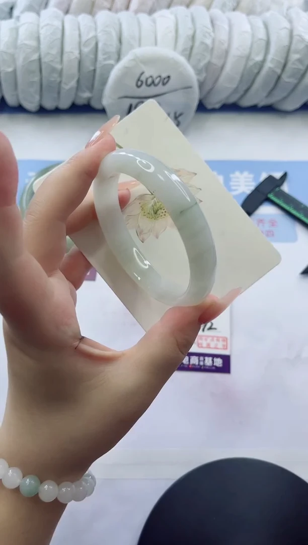 石英质玉手镯未镶嵌多样性发货A172