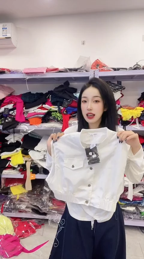 锦纶闪电购精品女装128