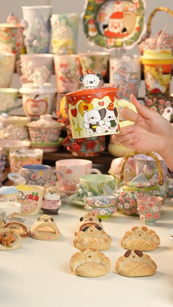 摆件陶景德镇釉下彩手绘设计师款陶瓷