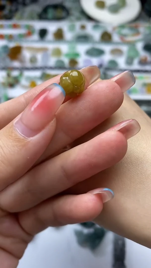 未镶嵌定制翡翠毛货定制不退不换