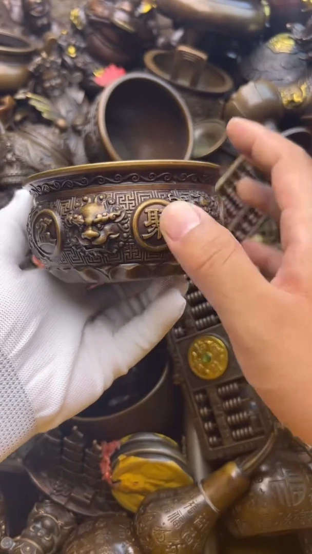 精美铜器，点击下单