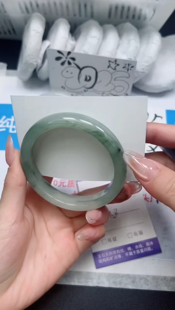 【闪购商品】石英质玉手镯未镶嵌207