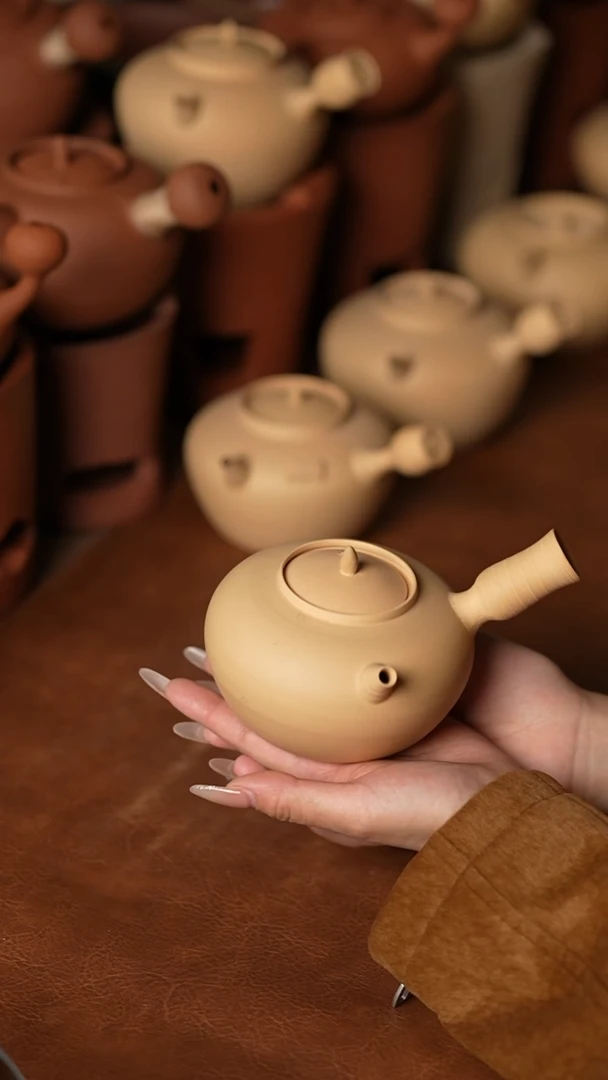 014手拉白泥壶300CC