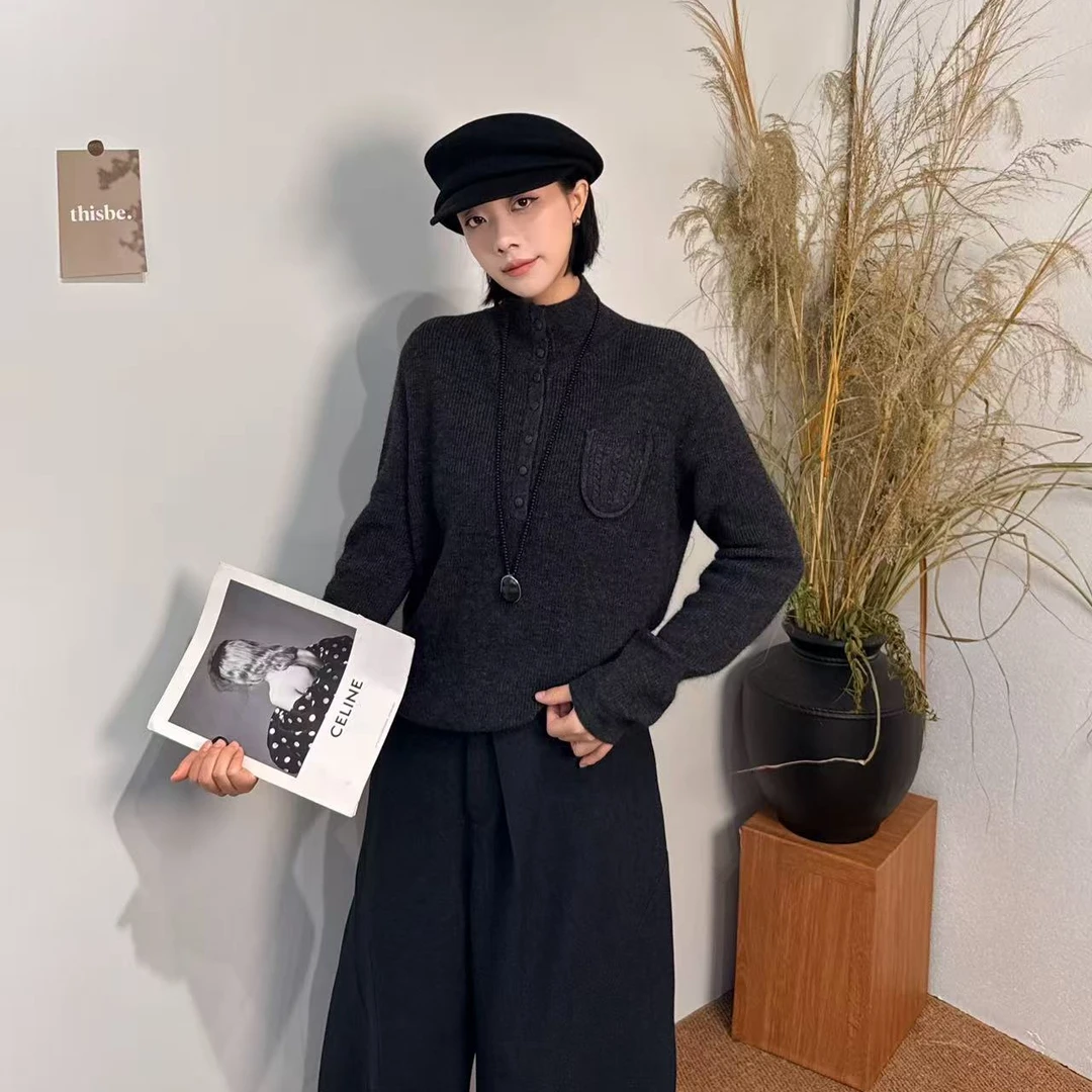 28630#羊毛针织衫秋冬新款高级感半排扣立领显瘦百搭毛衣口袋装饰