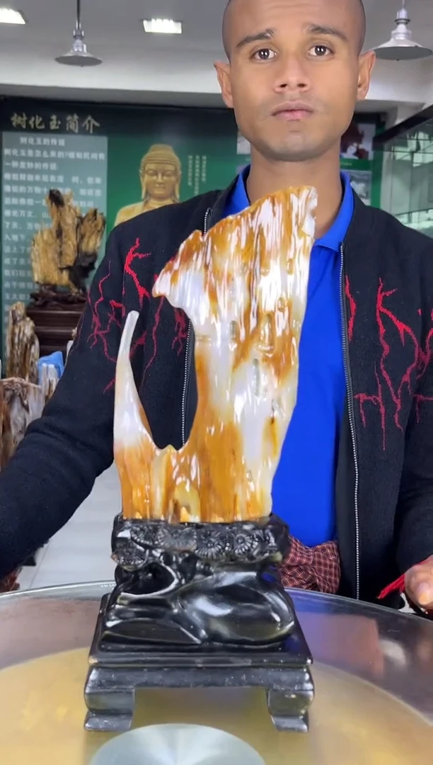 缅甸天然树化玉摆件