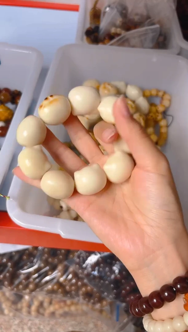 吊坠菩提根/象牙果大卡猫咪头单圈
