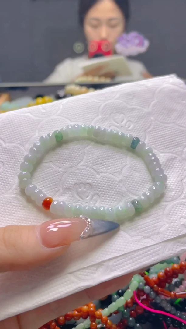 颈饰未镶嵌翡翠5MM