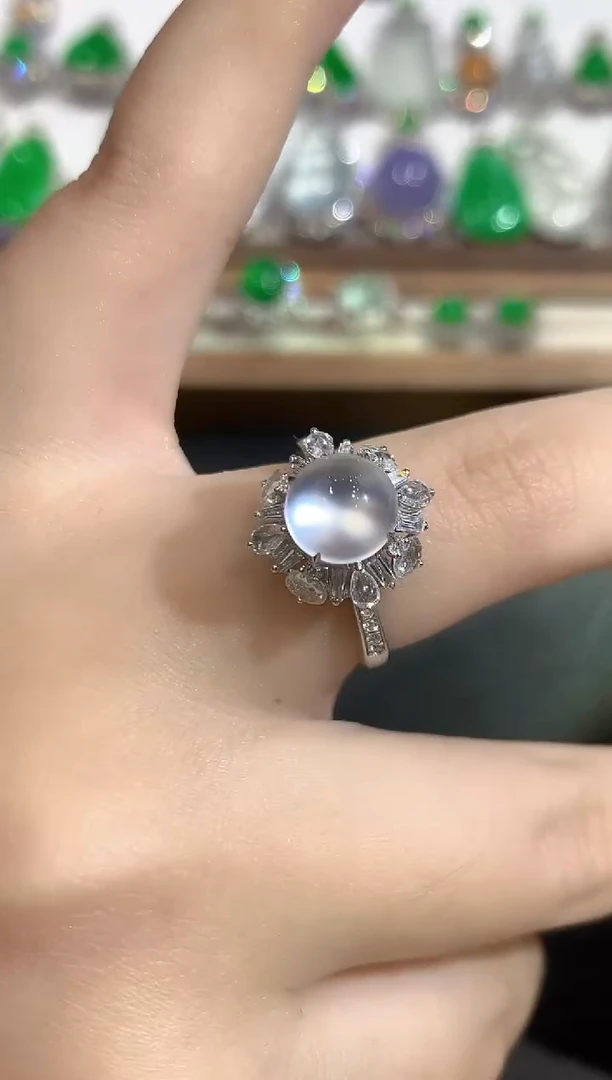 颈饰18K金镶嵌翡翠101-戒指