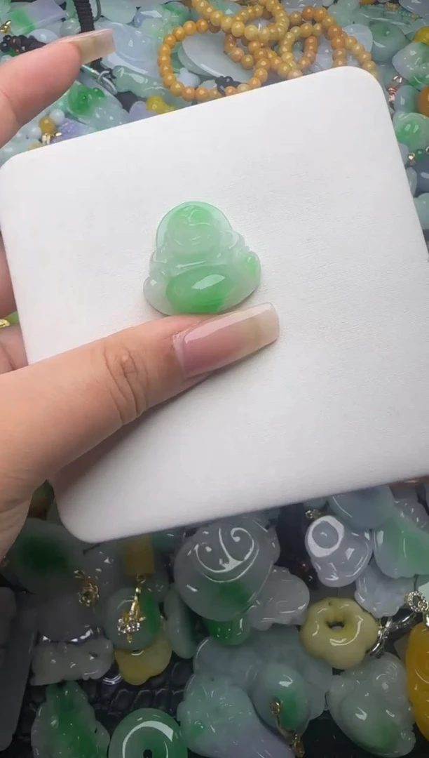 翡翠未镶嵌颈饰天然缅甸翡翠吊坠