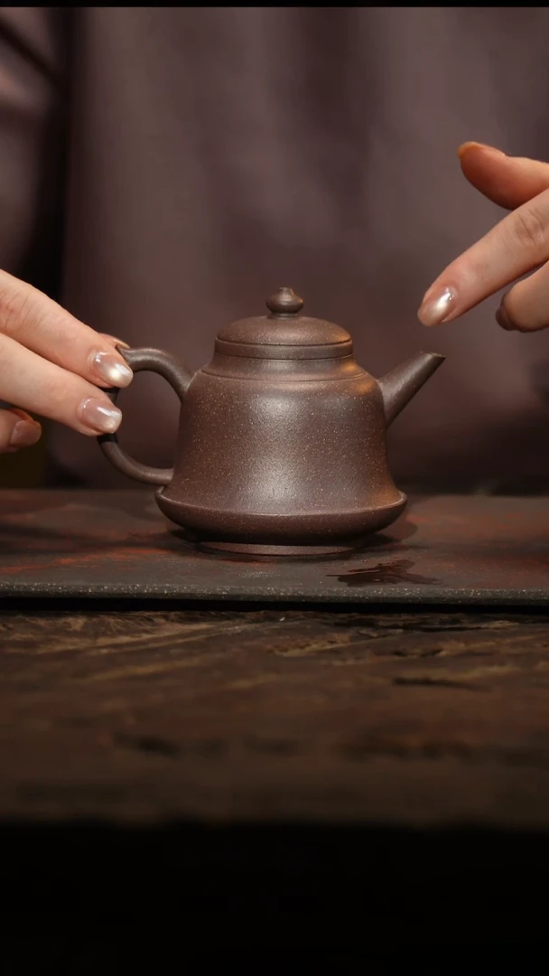 茶壶紫砂金钟 桃花泥