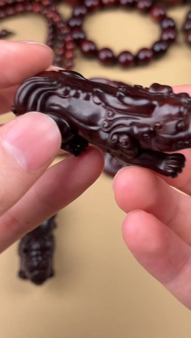 【闪购商品】小叶紫檀把件印度小叶紫檀湘雕华艺貔貅小