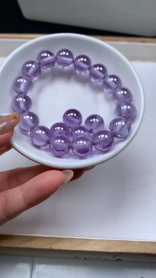 未镶嵌天然锆石散珠D781冰紫锆石12mm1个7.8元