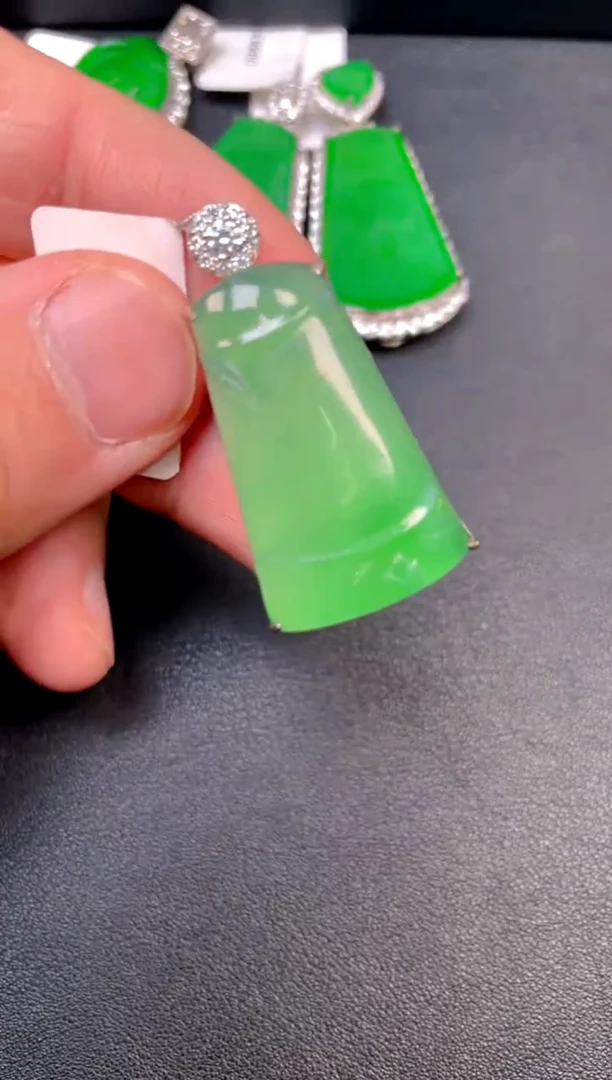 银S925镶嵌挂件翡翠吊坠