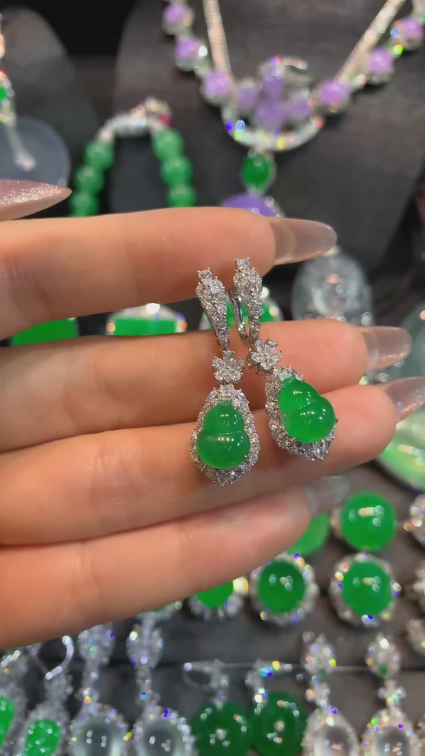 【闪购商品】翡翠耳饰18K金镶嵌耳饰