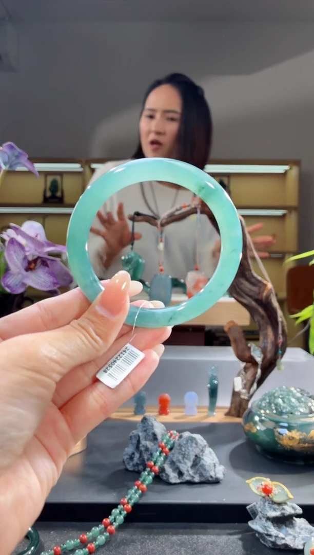 未镶嵌手镯翡翠57圈