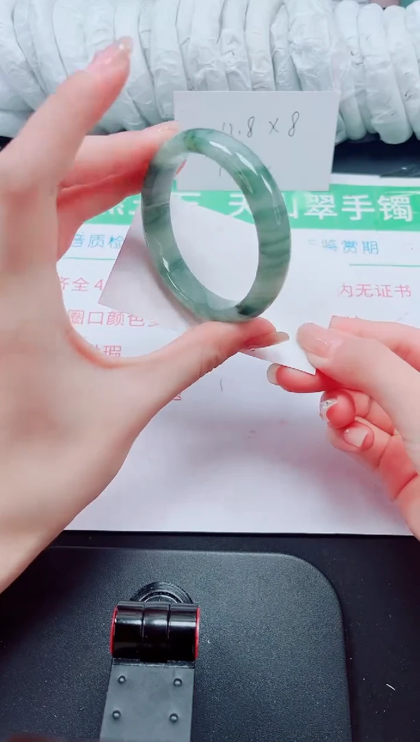 石英质玉手镯未镶嵌73-52/53