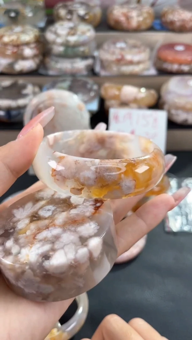 未镶嵌手镯石英质玉62