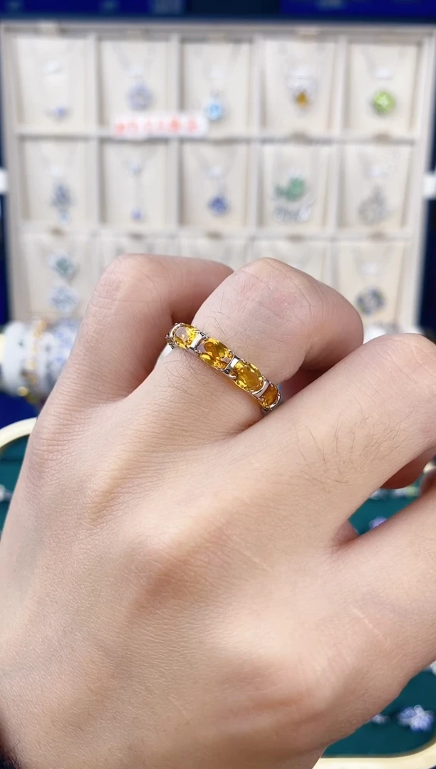 【闪购商品】黄晶戒指银S925镶嵌带证书