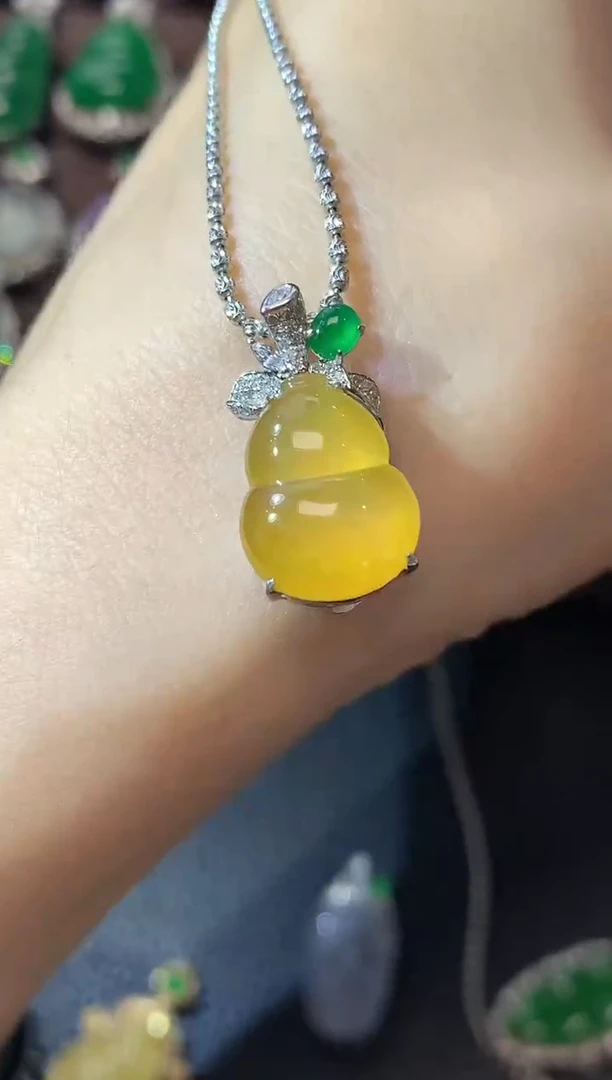 翡翠18K金镶嵌吊坠(不含链)D13 多样性发一件